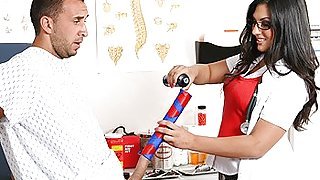 Foxy brunette doctor Jazmine Star...