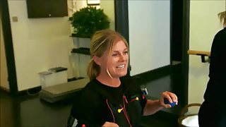 pernilla wahlgren sex noise