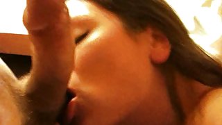 Legal Age Teenager In Nylons Acquires A Giant Facial In  Hotel Room