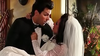 Horny Brunette Bride Gets Her Shaved Pussy Drilled