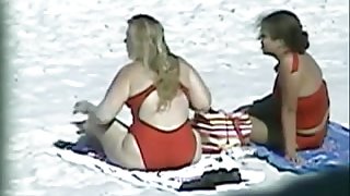 Spying Mature Big Butt - Beach Ass Voyeur - Candid Booty