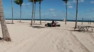 Amazing steamy ebony babe shows her sexy part4