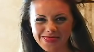 Flirty and heavy smoker is thinking about her bf