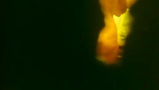 keyhole spy of big round butt and quick flash of neat bush