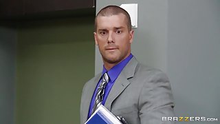 Big Tits at Work: Chained to Her Desk. Gigi Allens, Ramon