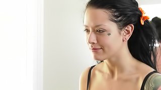 Francesca Le and Katrina Jade get fucked up their tight butts