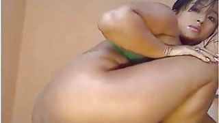 webcam girl with huge billibongs and big ass
