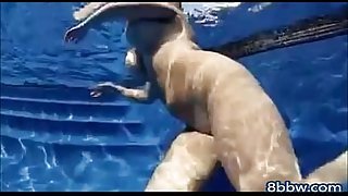 Huge Naturals Under Water - 8bbw.com