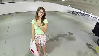 Teen agrees to fuck and blow a guy for some extra cash