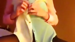 Asian american girl makes a masturbation sextape for her bf