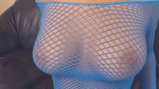 Ball Licking And Shaved Pussy Fingering With Hot Ass Babe Lucy Thai