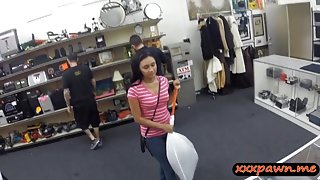 Dude banged this hot latina chick in his pawnshop for money